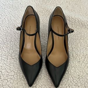 Banana republic Mary Jane high heel pumps